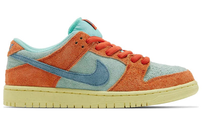 `Nike Dunk Low SB 'Orange Emerald Rise'